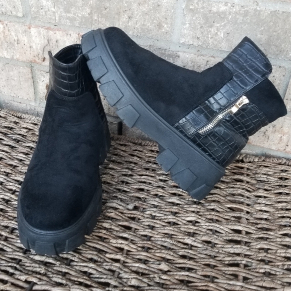 Mata Shout-Out BLACK Y2K Zip-up Chunky Ankle Boots (Women 7) Platform MOTO Boots